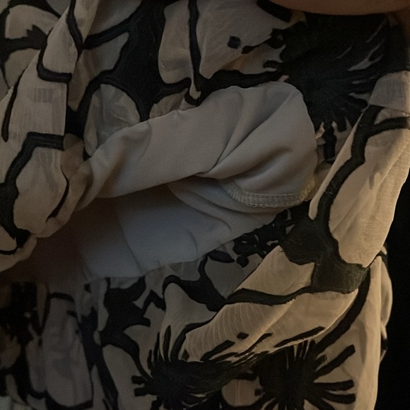 Tan and Black Floral Blouse by Alfani Size Petite Small - Picture 4 of 4